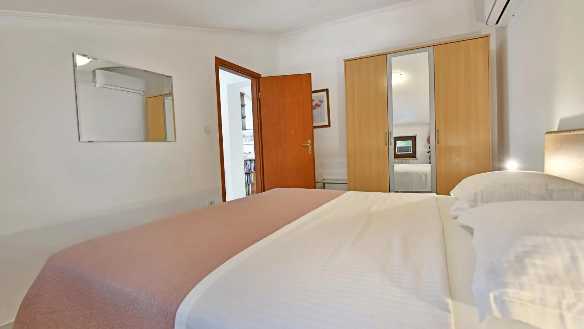 Apartments Pilic Rosini Croatia